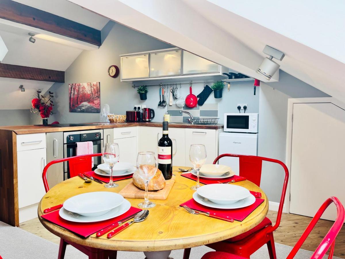 Burley Apartment Burley in Wharfedale ภายนอก รูปภาพ