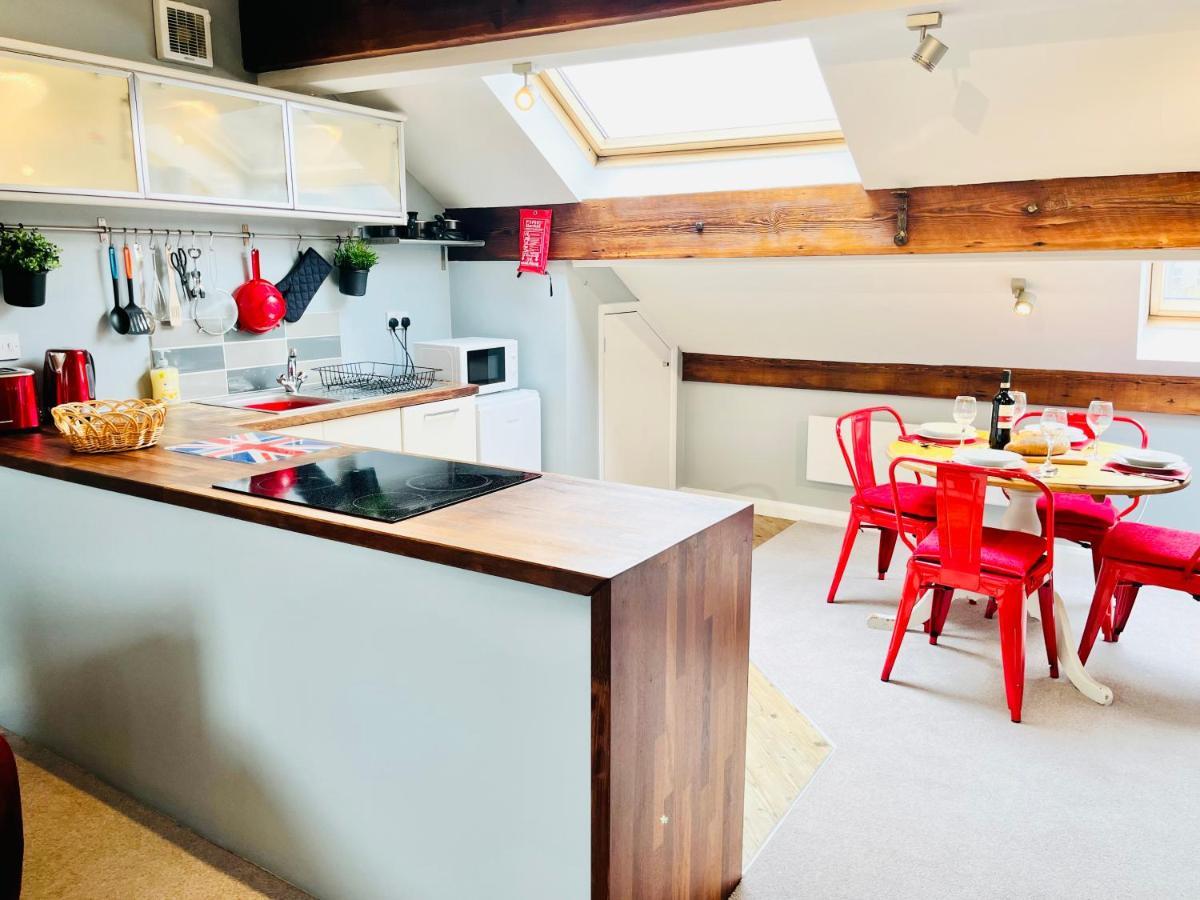 Burley Apartment Burley in Wharfedale ภายนอก รูปภาพ